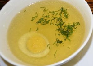 Бульон Куриный с яйцом и зеленью